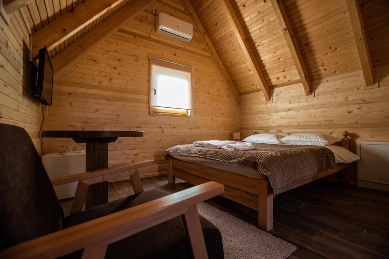 Hotel Babino Brdo Derventa ภายนอก รูปภาพ