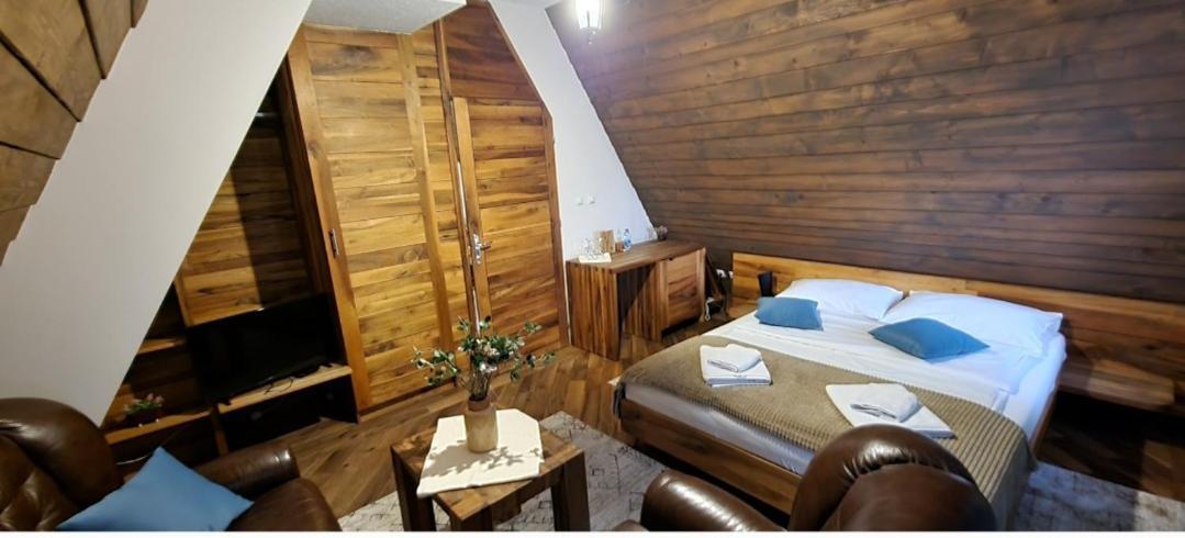 Hotel Babino Brdo Derventa ภายนอก รูปภาพ