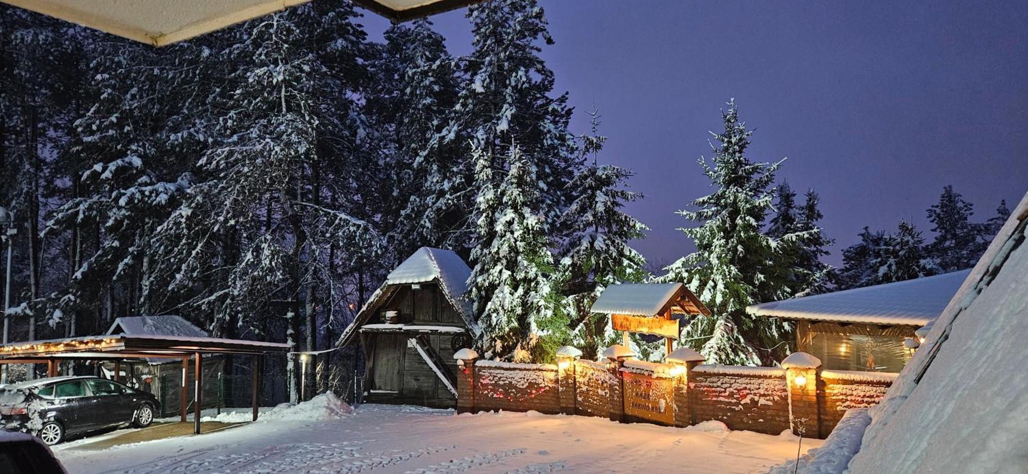 Hotel Babino Brdo Derventa ภายนอก รูปภาพ