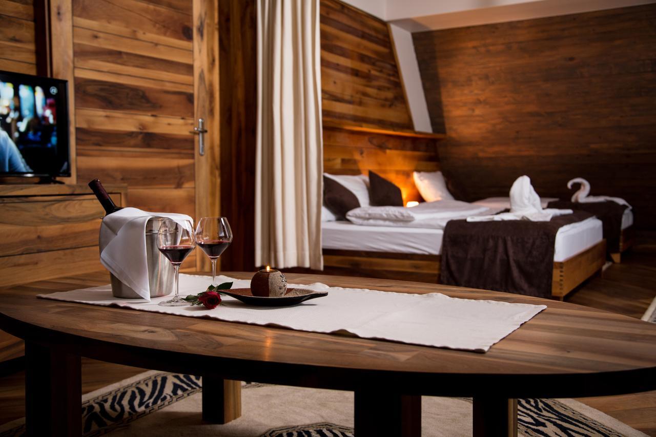 Hotel Babino Brdo Derventa ภายนอก รูปภาพ