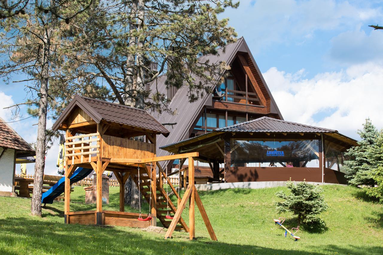 Hotel Babino Brdo Derventa ภายนอก รูปภาพ